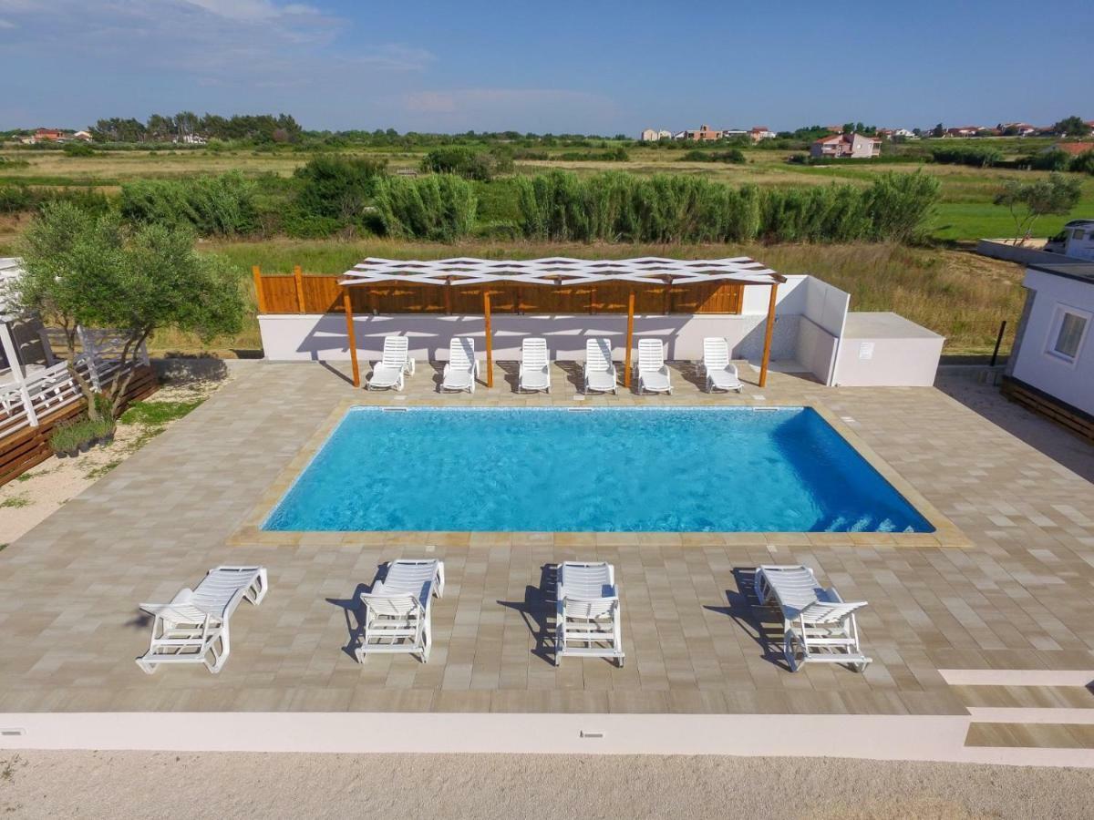 Bungalov Medanic - Private Pool Privlaka  Eksteriør bilde